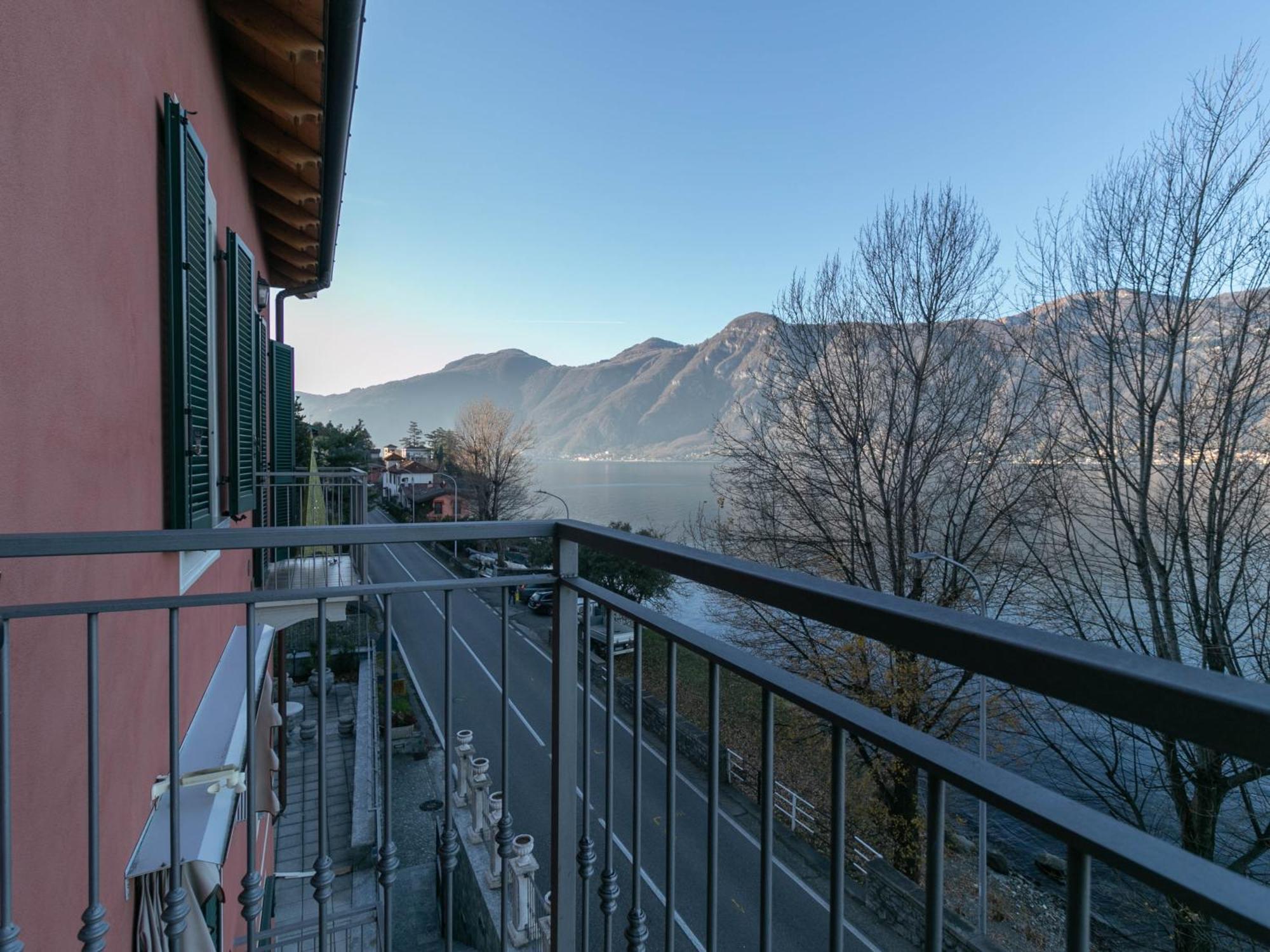 Villa Olcio - Al Lago Манделло-дель-Ларио Экстерьер фото